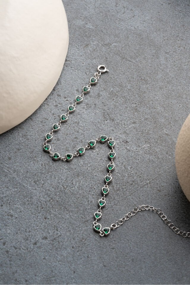 925 Ayar Gümüş Kalpli Zümrüt  Su Yolu Bileklik