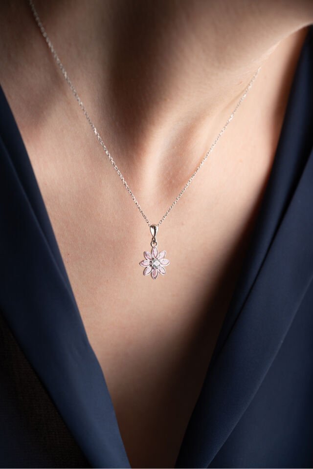 925 Ayar Gümüş Işıklı Kutu Pembe Taşlı Lotus Kolye