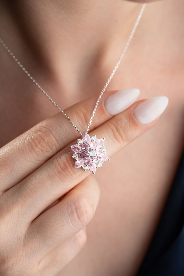925 Ayar Gümüş Pembe Oval Zirkon Taşlı Lotus