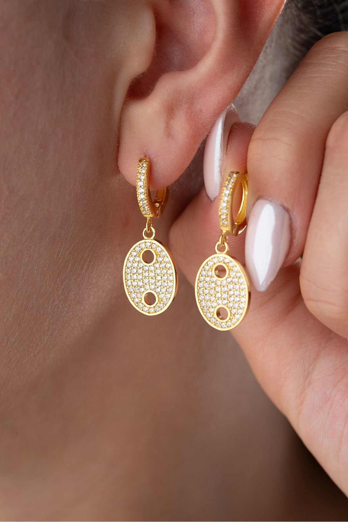 925 Ayar Gümüş Taşlı Düğme Modeli Küpe Gold