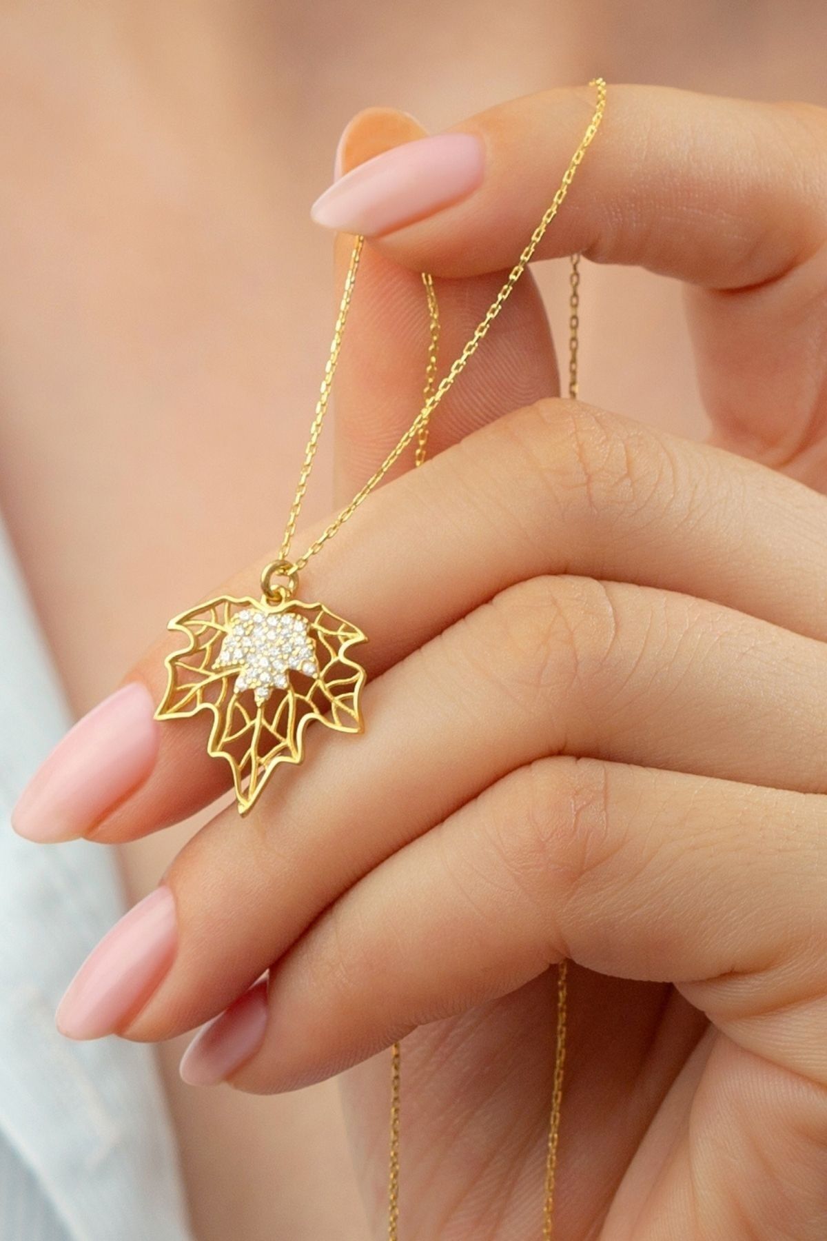 925 Ayar Gümüş Çınar Yaprağı Kolye Gold - Tek Ebat