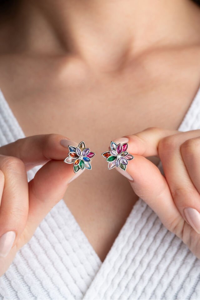 925 Ayar Gümüş Renkli Lotus Çiçeği Küpe Silver - Tek Ebat