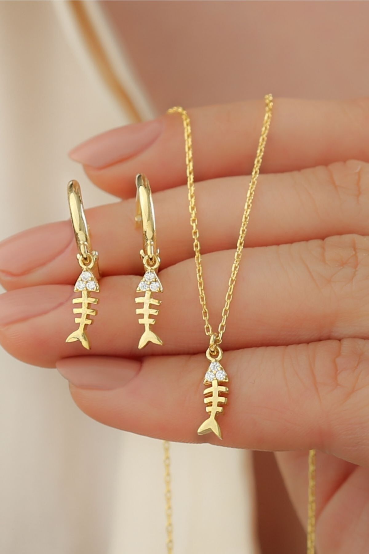 925 Ayar Gümüş Kılçık Küpe Kolye Seti Gold - Tek Ebat
