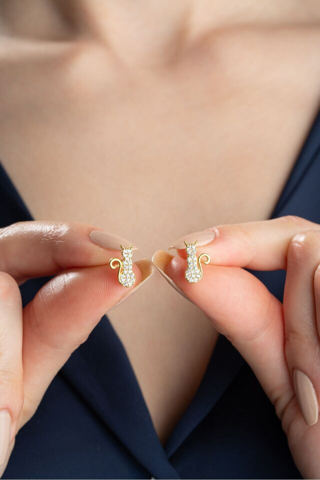 925 Ayar Gümüş Gold Çivili Kedi Küpe