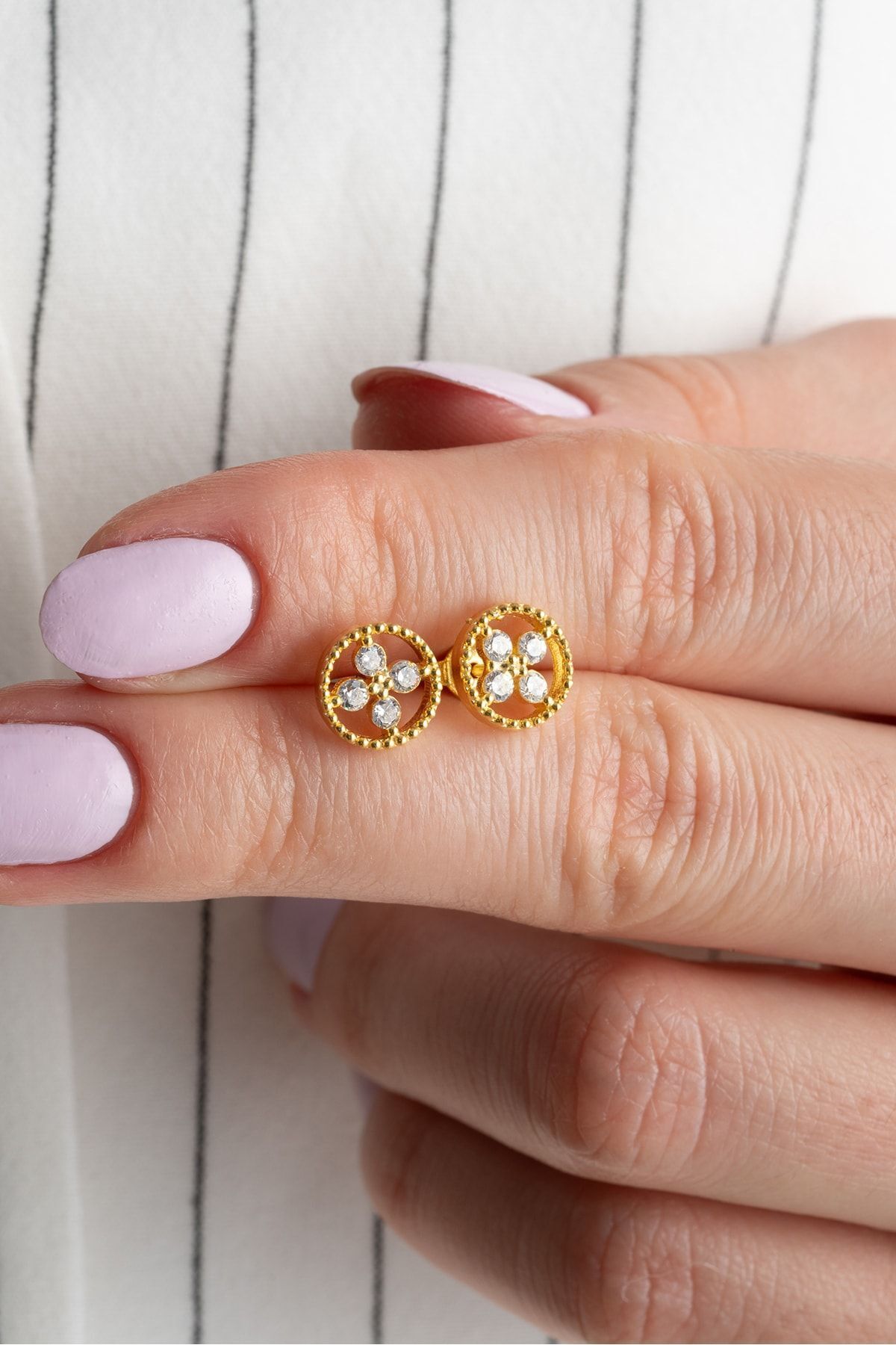 925 Ayar Gold Gümüş Çivili Küpe Gold - Tek Ebat