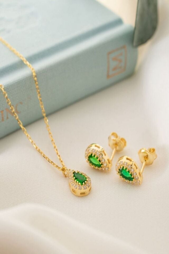 925 Ayar Gümüş Mayıs Ayı Doğum Taşı ( Emerald ) Kolye - Küpe Seti