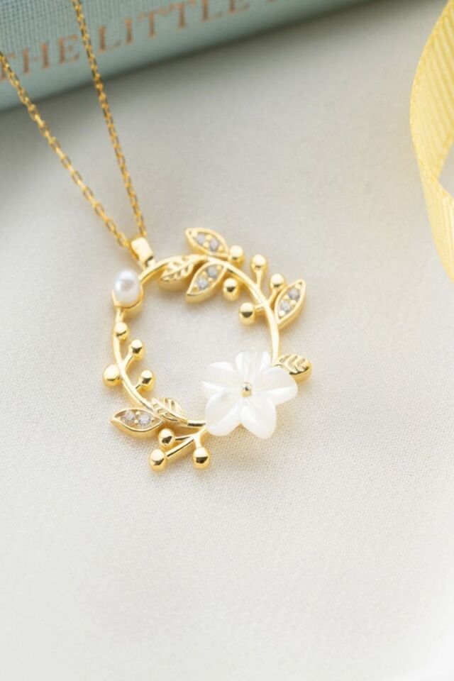 925 Ayar Gümüş Sedefli Gül Sarmaşık Halka Kolye