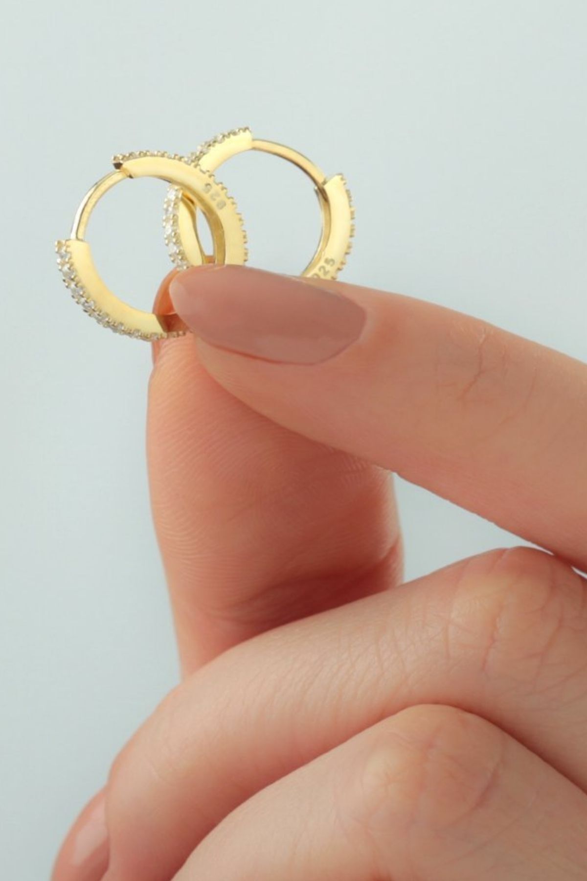 925 Ayar Gold Zirkon Taşlı Tek Sıra Gümüş Küpe Gold - Tek Ebat