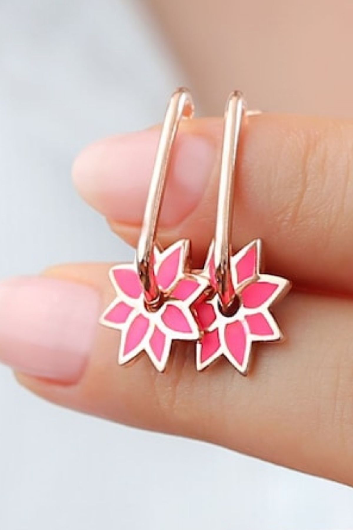 925 Ayar Gümüş Mineli Lotus Küpe Pembe - Tek Ebat