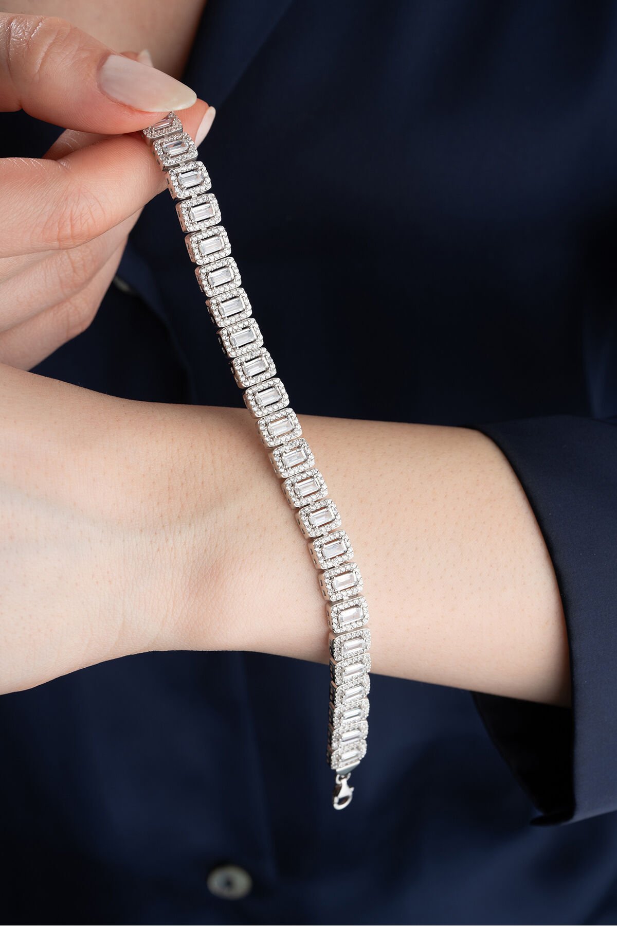 925 Ayar Gümüş Baget Taşlı Bileklik Silver - Tek Ebat