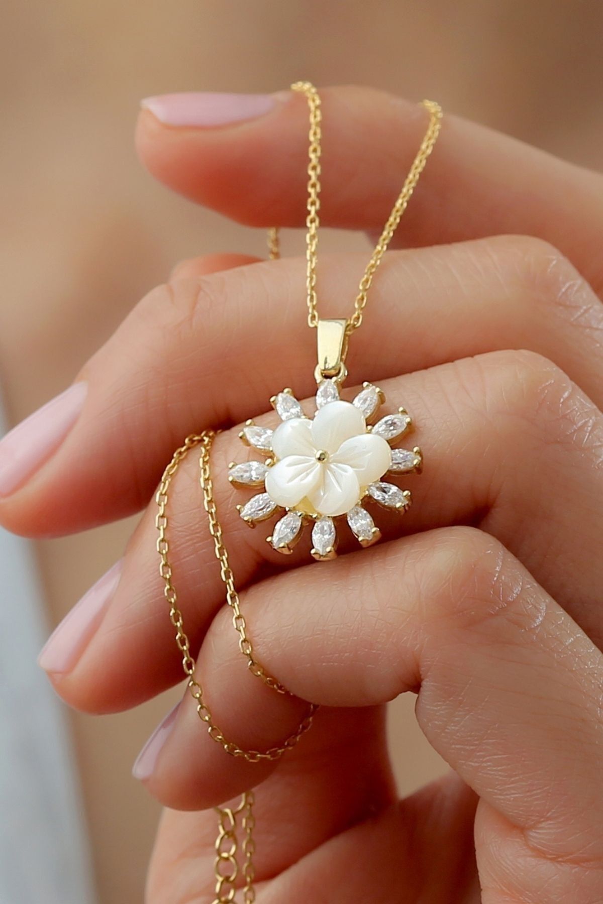 925 Ayar Gümüş Sedefli Gül Kolye Gold - Tek Ebat