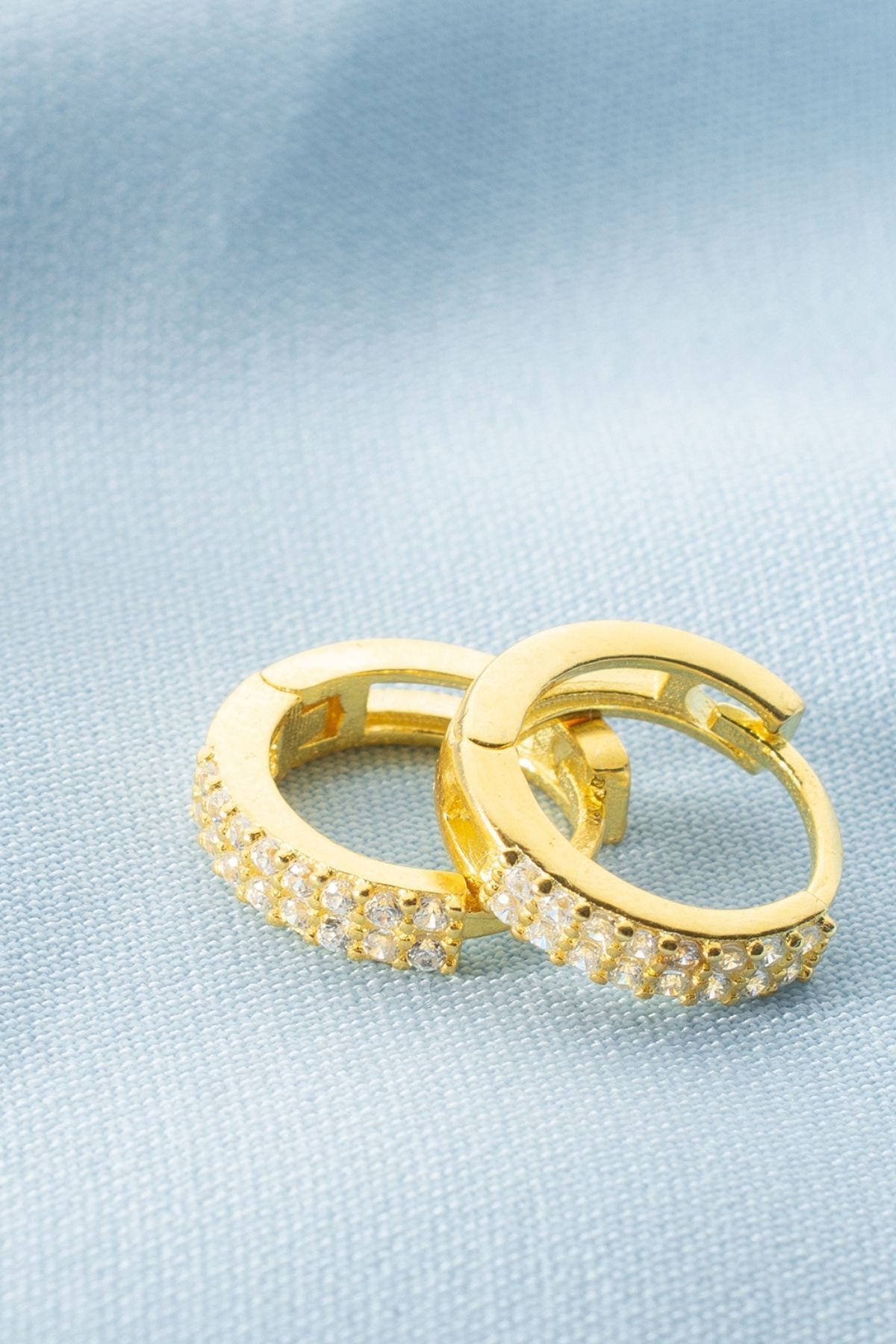 925 Ayar Gümüş Gold Zirkon Taşlı Halka Küpe
