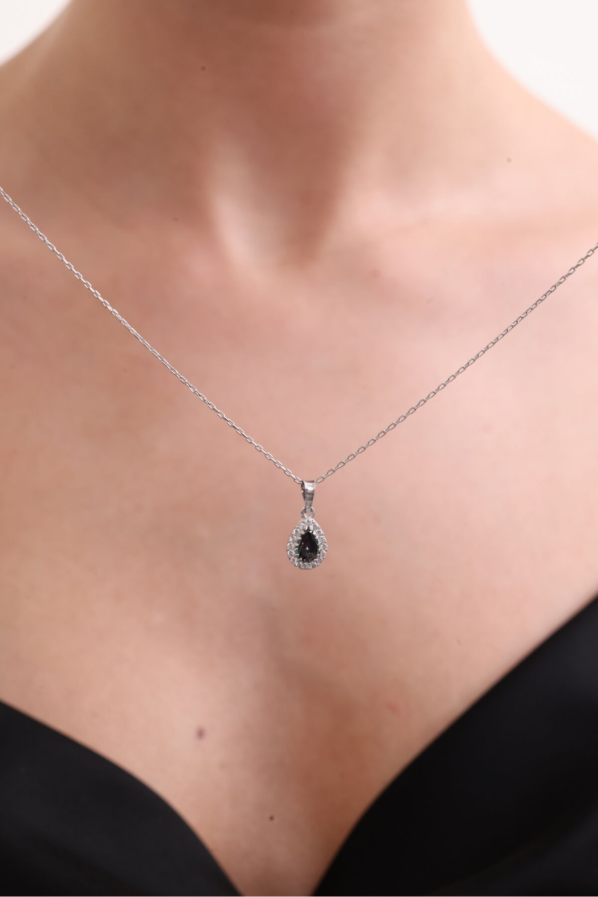 925 Ayar Gümüş Damla Mistiktopaz Taşlı Kolye