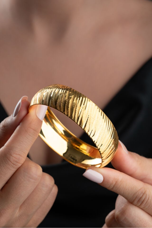 925 Ayar Gümüş 17.1 Gram CNC Yan Çizgili Şarnel Bilezik