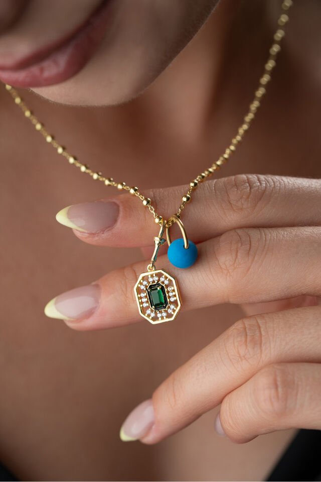 925 Ayar Gümüş Yeşil Baget Taşlı Şans Kolye