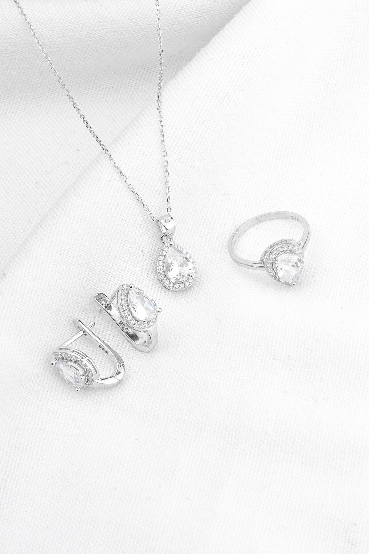 925 Ayar Gümüş Beyaz Taşlı Damla Takı Seti Silver - Tek Ebat