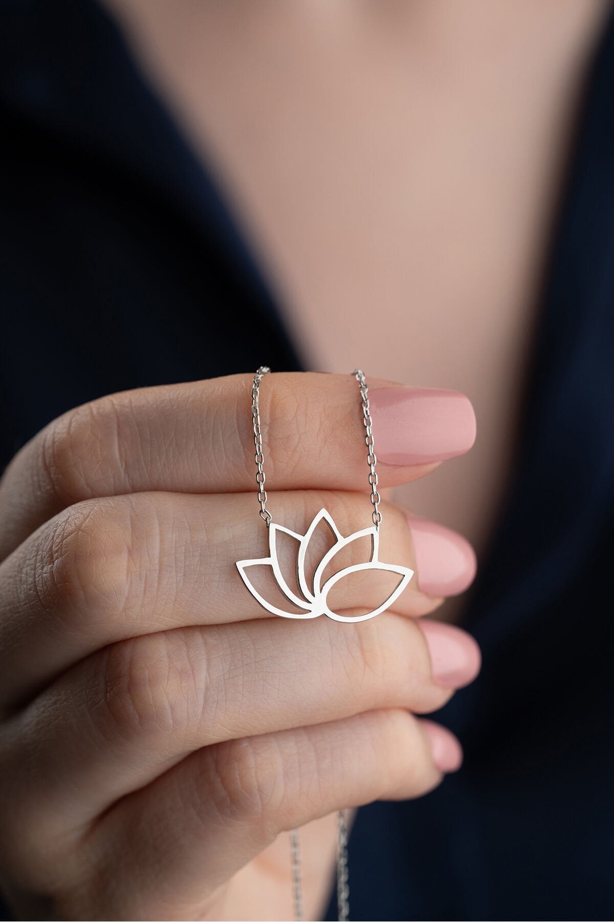 925 Ayar Gümüş Lotus Kolye
