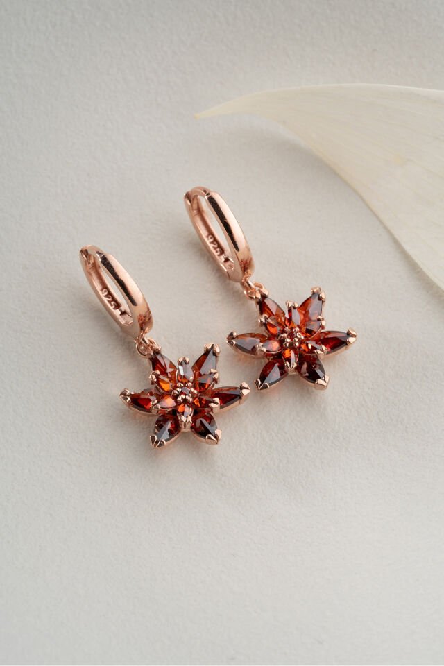 925 Ayar Gümüş Rose Garnet Taşlı Küpe