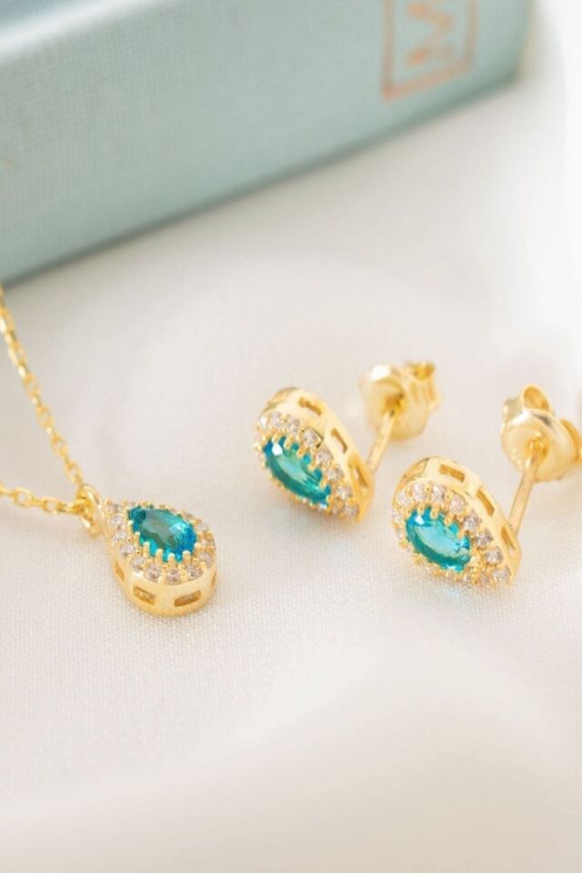 925 Ayar Gümüş Aralık Ayı Doğum Taşı ( Blue Topaz ) Damla Kolye