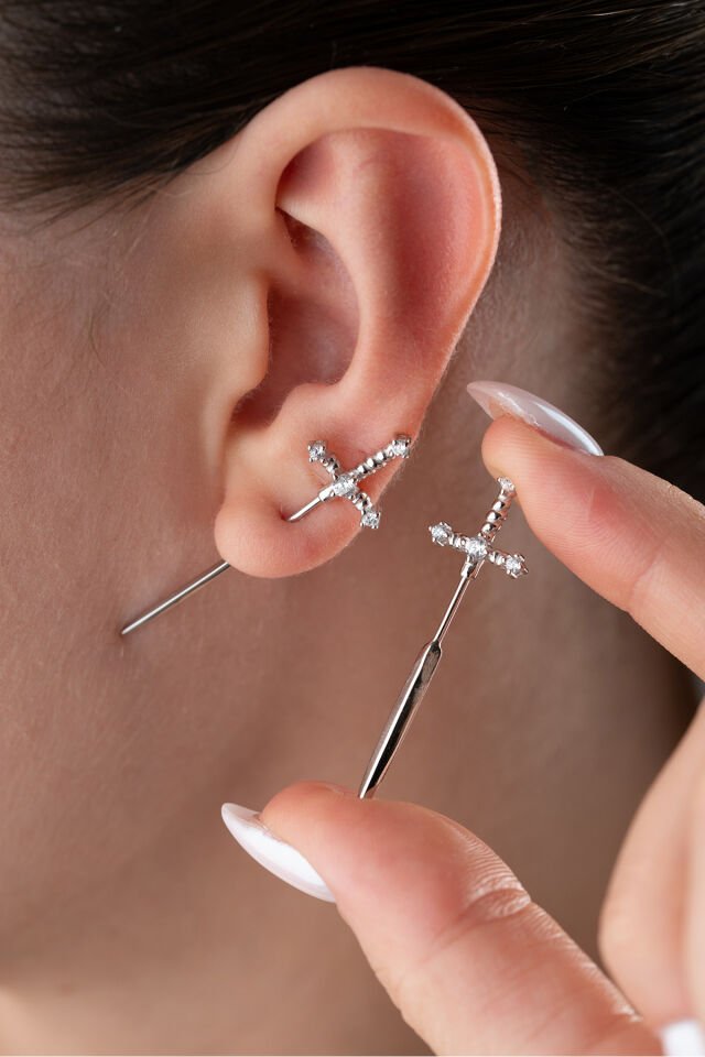 925 Ayar Gümüş Kılıç Küpe