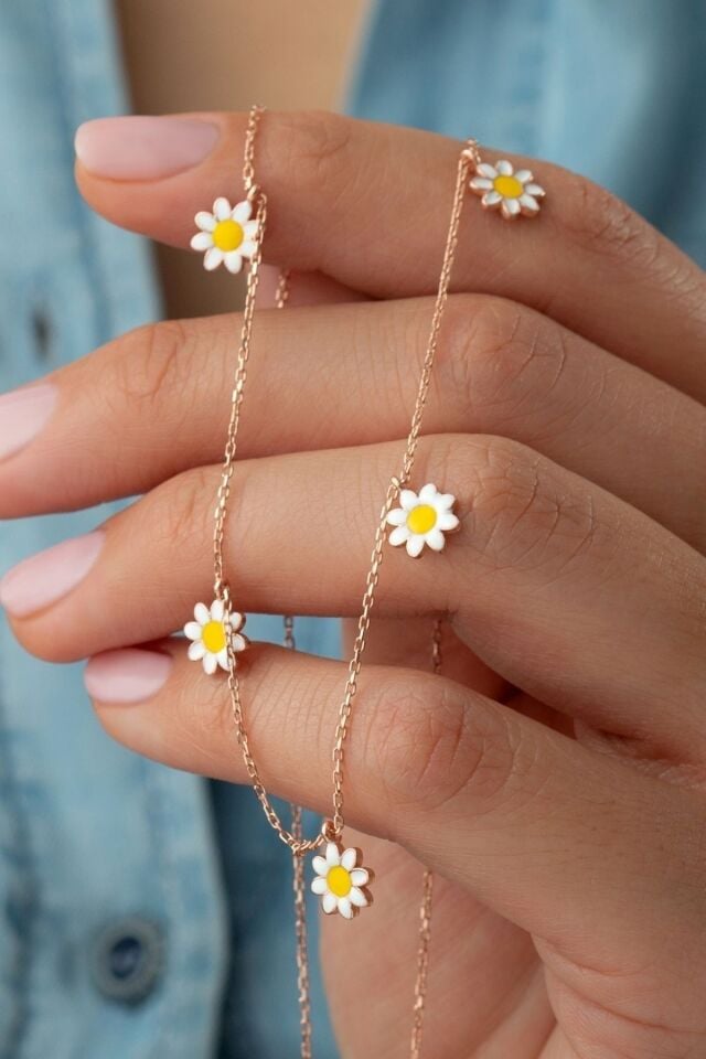 925 Ayar Gümüş Papatya Şans Kolyesi