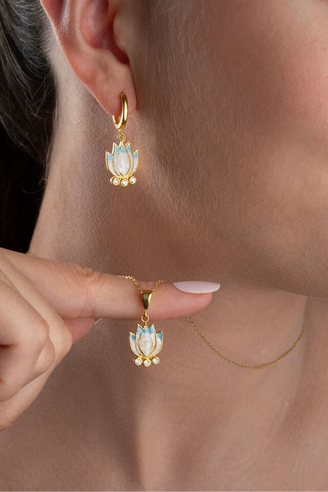925 Ayar Gümüş Işıklı Kutuda Lotus Çiçeği Aşk Bahçesi Set