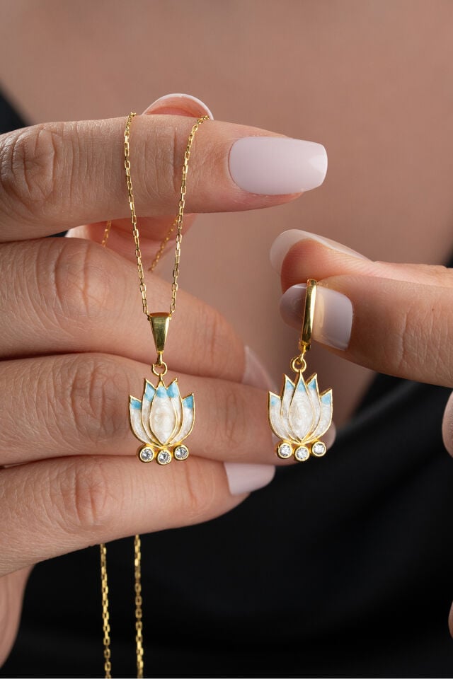 925 Ayar Gümüş Işıklı Kutuda Lotus Çiçeği Aşk Bahçesi Set