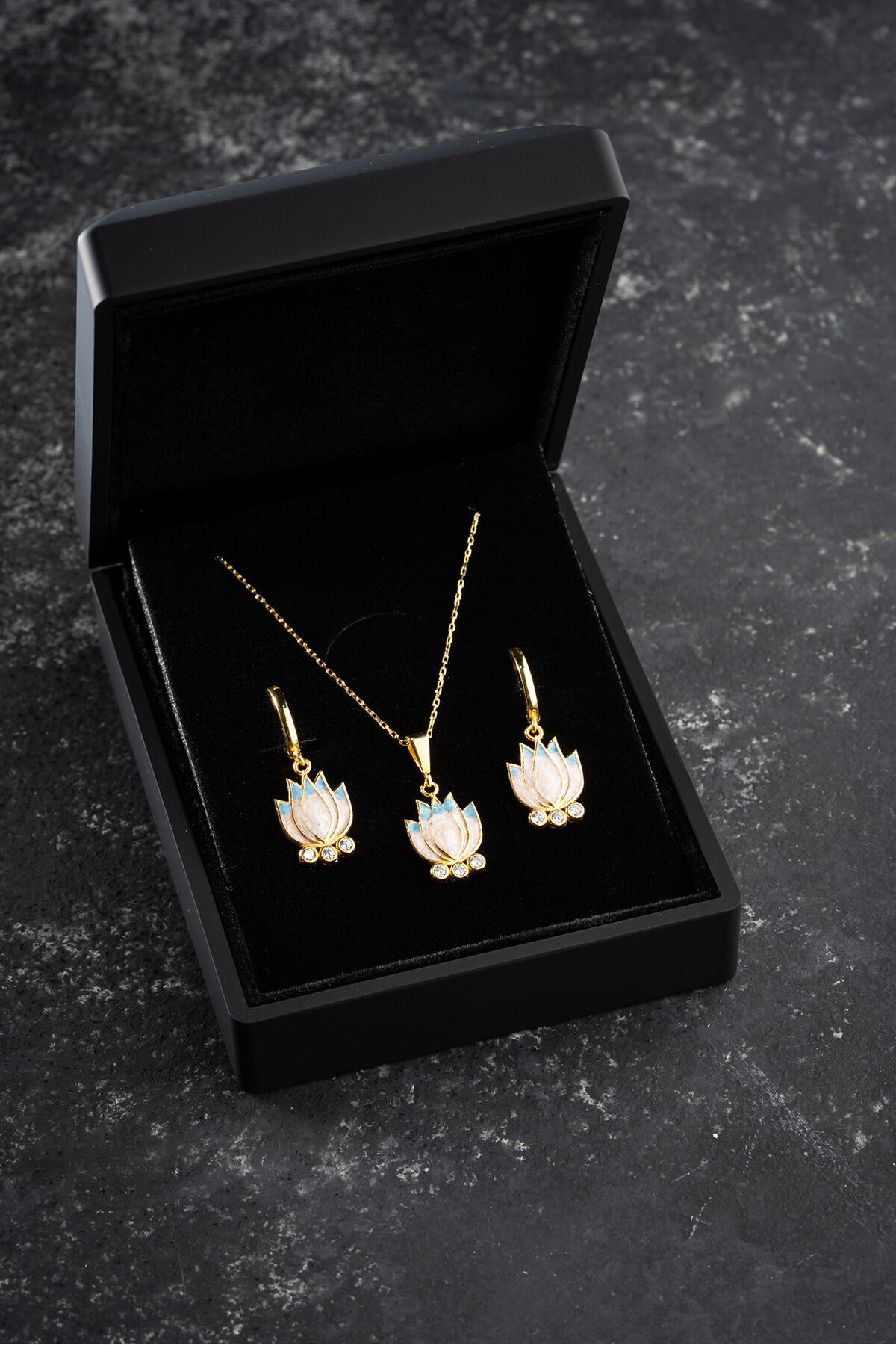 925 Ayar Gümüş Işıklı Kutuda Lotus Çiçeği Aşk Bahçesi Set