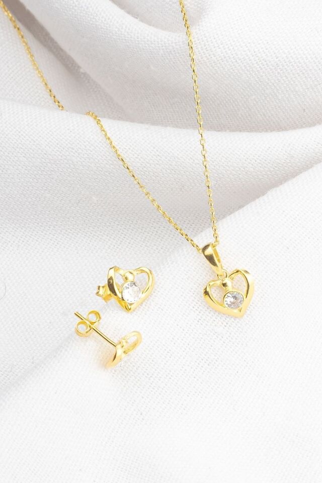 925 Ayar Gümüş Tektaş Kalpli Takı Seti