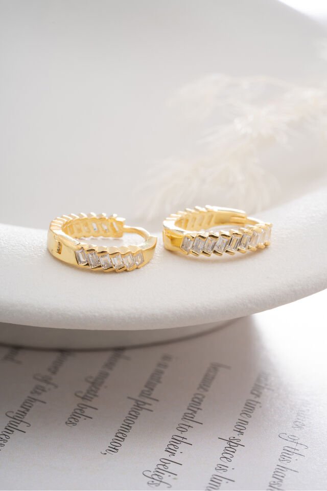 925 Ayar Gümüş Gold Kaplı Zirkon Baget Küpe