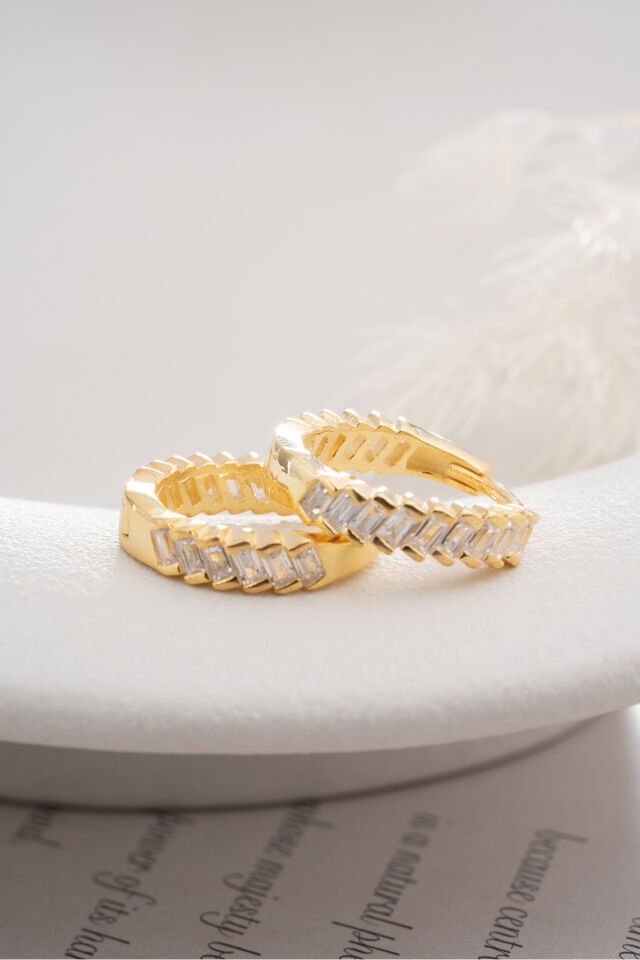 925 Ayar Gümüş Gold Kaplı Zirkon Baget Küpe