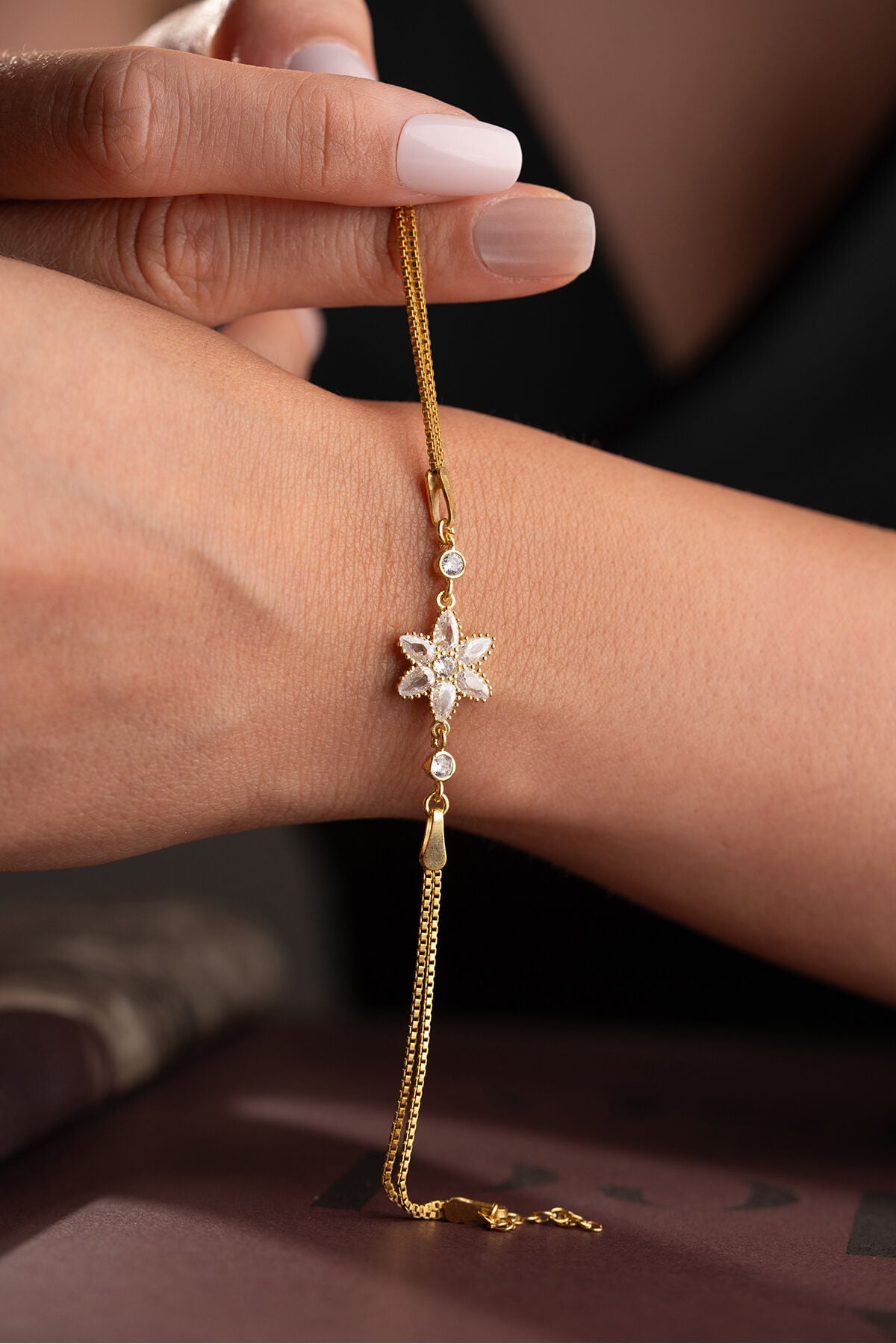 925 Ayar Gümüş İtalyan Zincirli Lotus Çiçeği 14 K Kaplama Bileklik