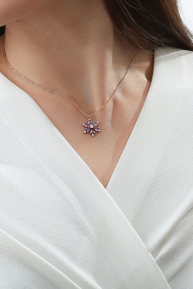 925 Ayar Gümüş Lotus Çiçeği Kolye
