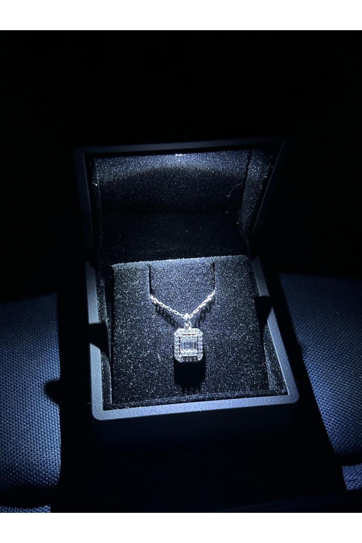 925 Ayar Gümüş Baget Taşlı Kolye Gold - Tek Ebat