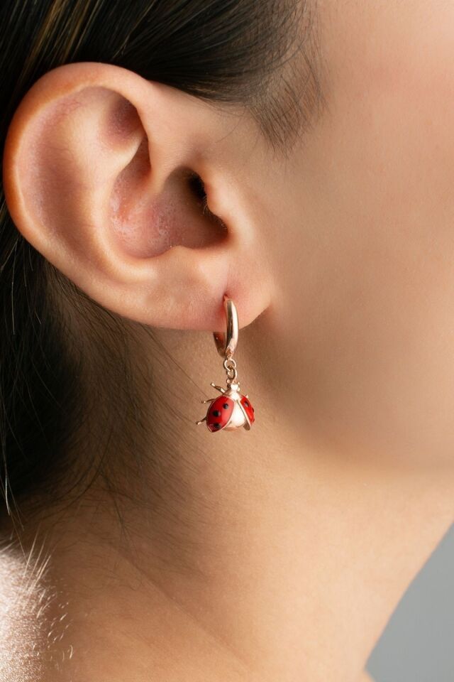 925 Ayar Gümüş Sallantılı Uğurböceği Çocuk Küpesi