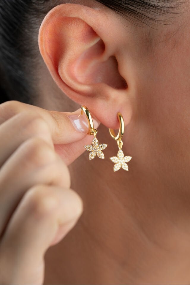 925 Ayar Gümüş Gold Kaplama Lotus Küpe