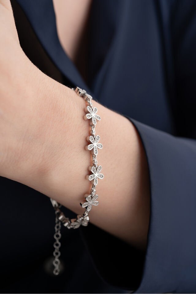 925 Ayar Gümüş Zirkon Taşlı Papatya Bileklik Silver - Tek Ebat