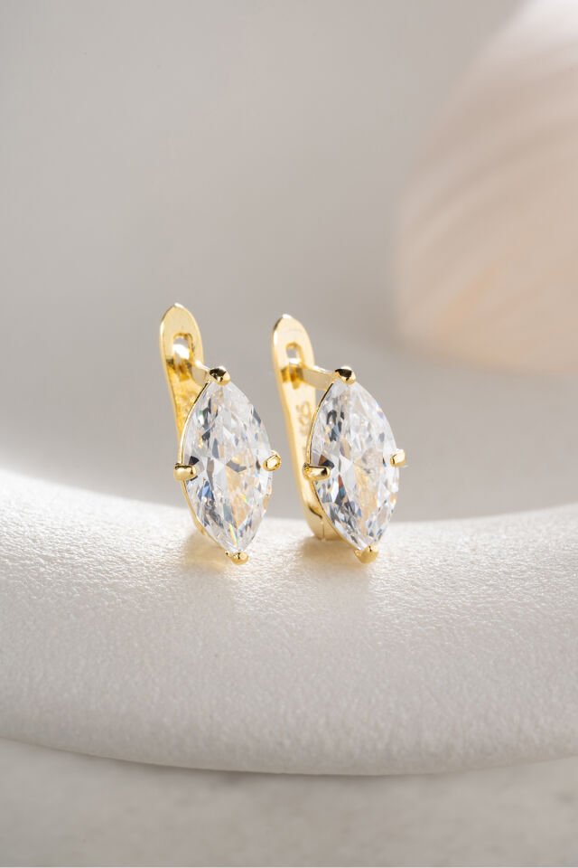 925 Ayar Gümüş Mekik Taşlı Pırlanta Model Küpe