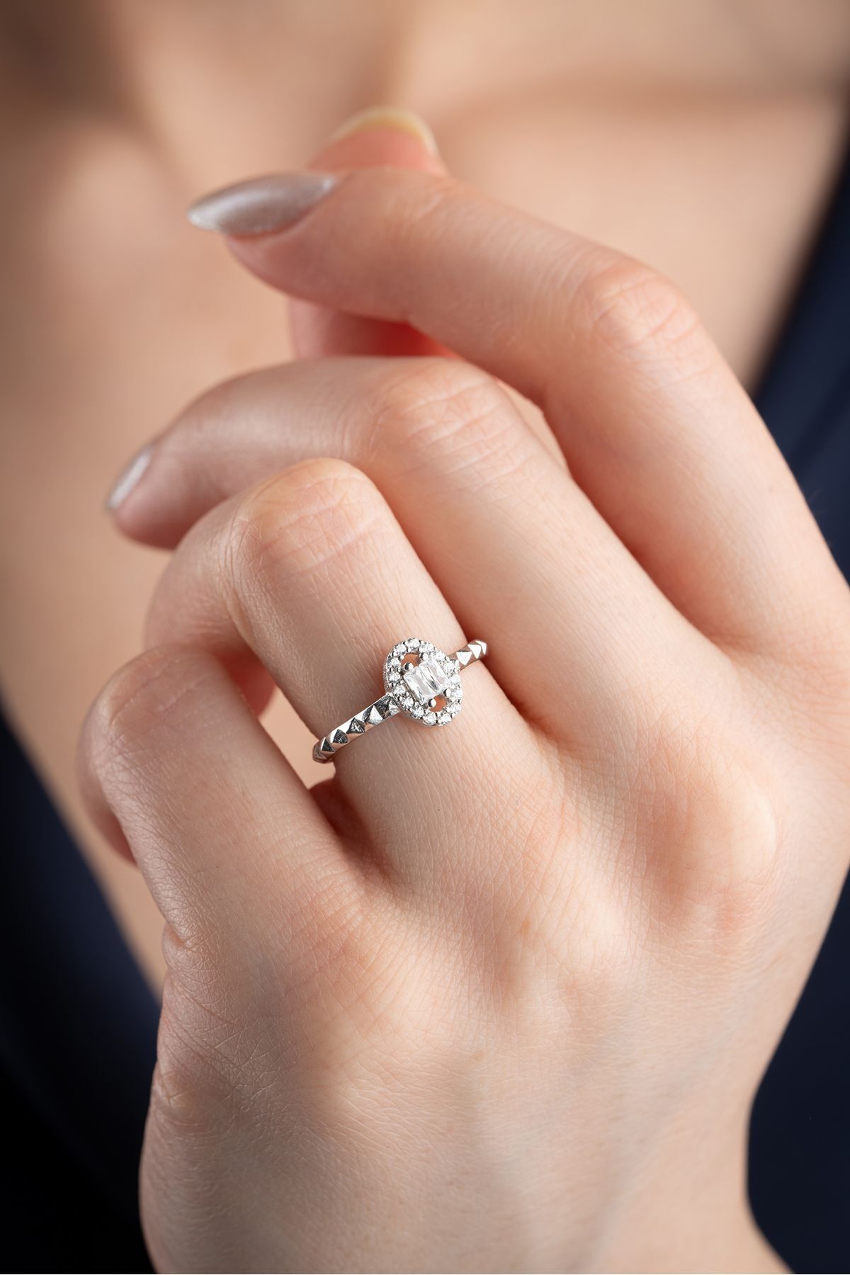 925 Ayar Gümüş Damla Model Yüzük Silver - Tek Ebat