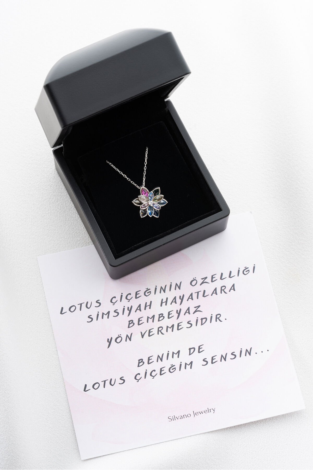 925 Ayar Gümüş Işıklı Kutu Renkli Lotus Kolye Silver - Tek Ebat