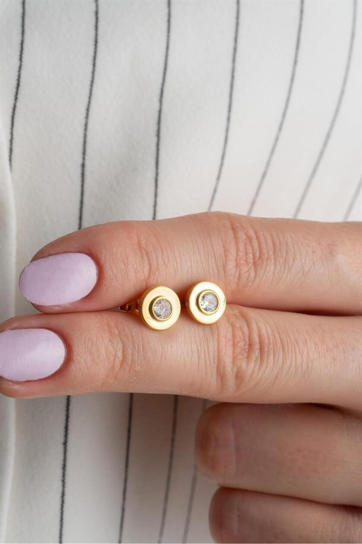 925 Ayar Gold Tek Taş Gümüş Küpe