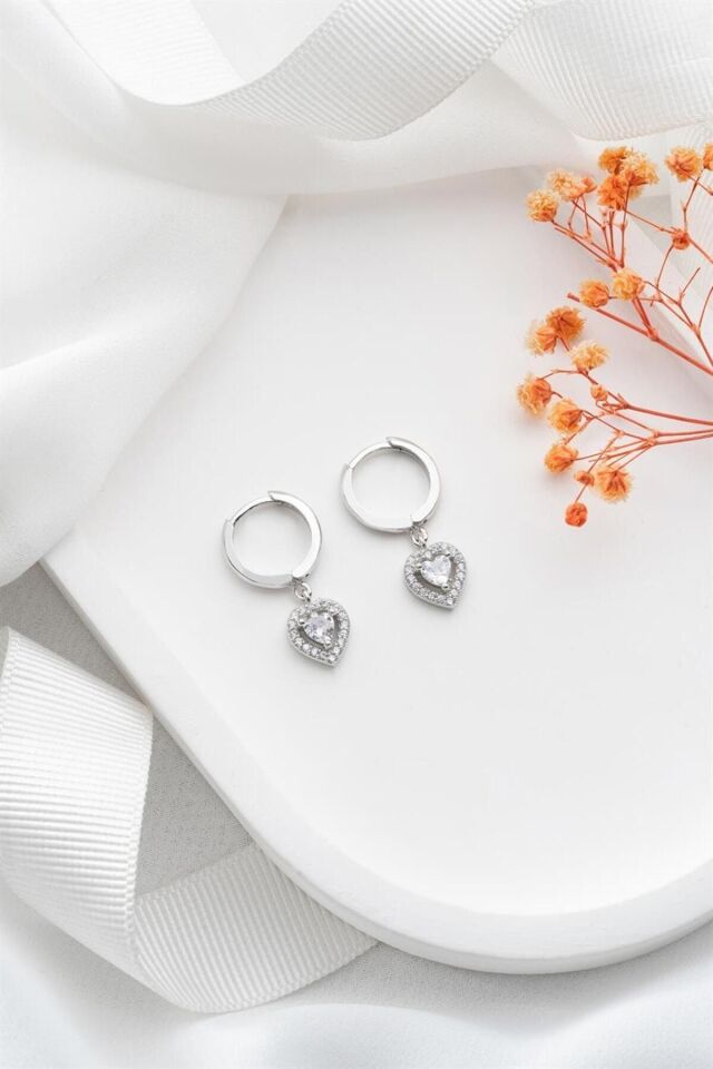 925 Ayar Sallantılı Kalp Gümüş Küpe Silver