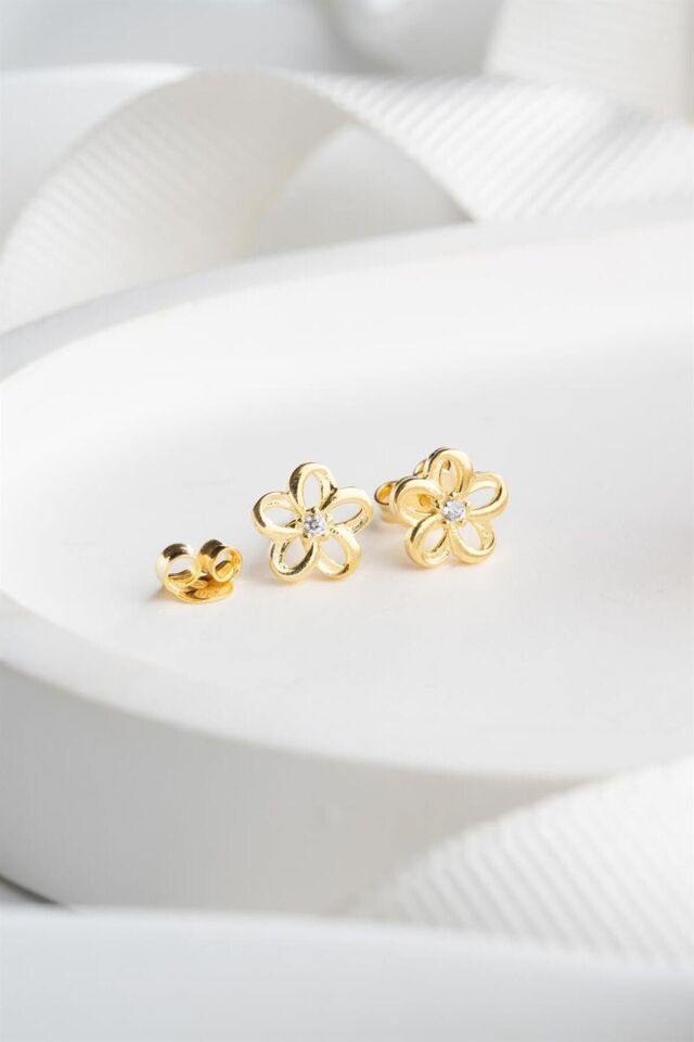 925 Ayar Gold Çiçek Gümüş Küpe