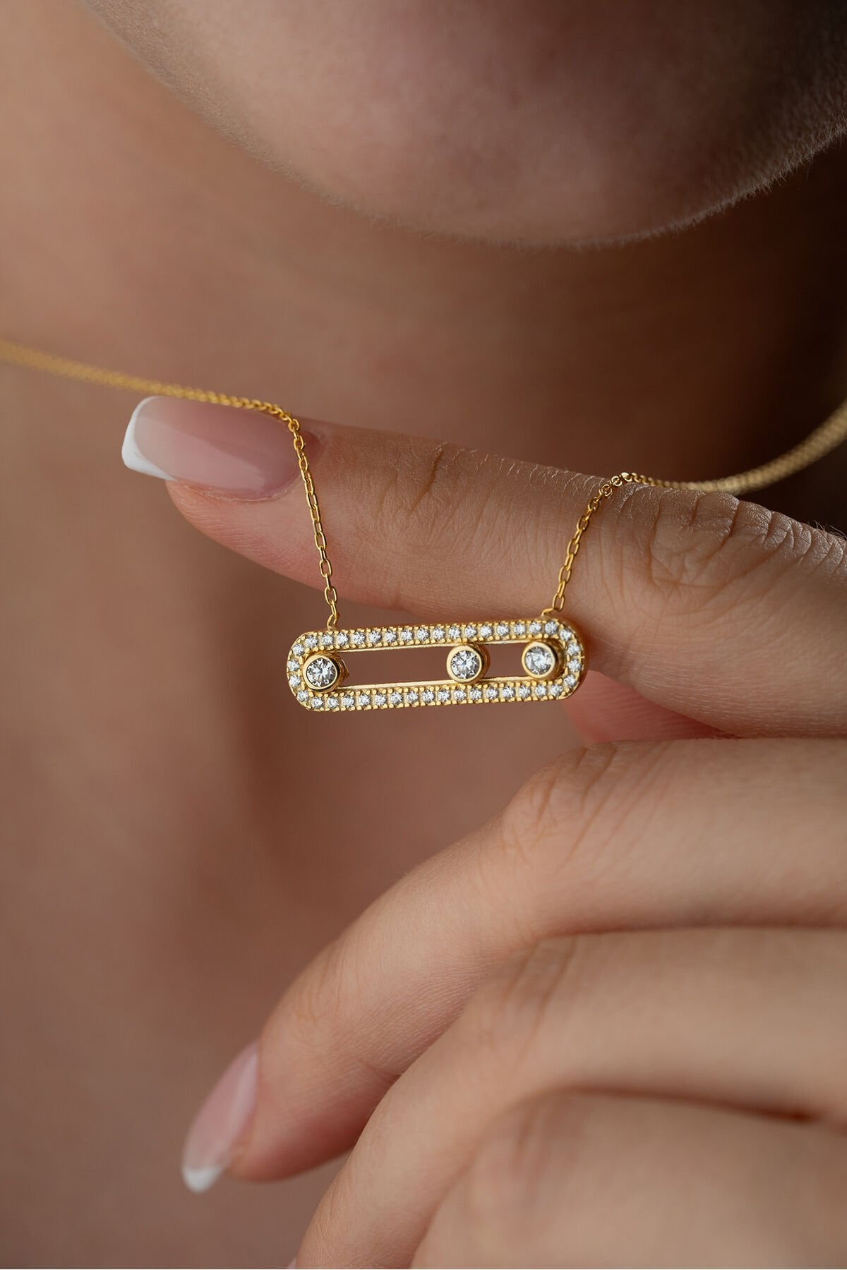 925 Ayar Gümüş Zirkon Taşlı Trend Kolye Gold - Tek Ebat