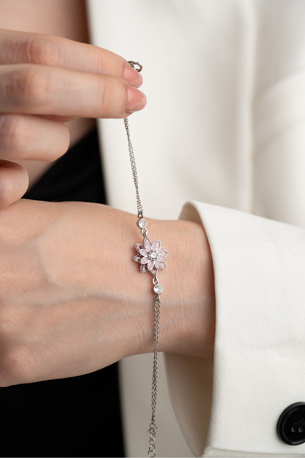 925 Ayar Gümüş Pembe Taşlı Lotus Bileklik Silver - Tek Ebat