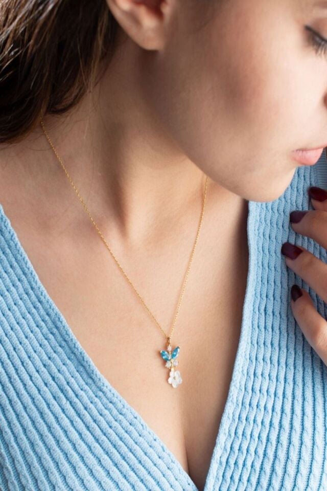 925 Ayar Gold Sedefli Gül Mavi Taşlı Kelebek Gümüş Kolye