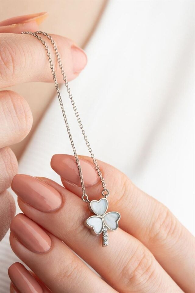 925 Ayar Gümüş Sedefli Yonca Kolye