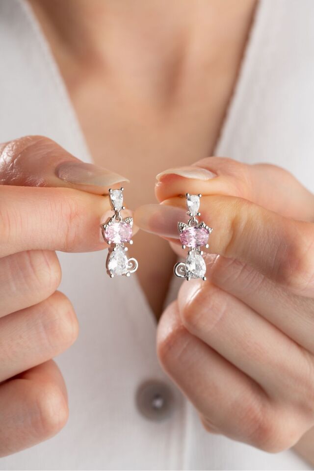 925 Ayar Gümüş Pembe Taşlı Kedi Küpe Silver - Tek Ebat
