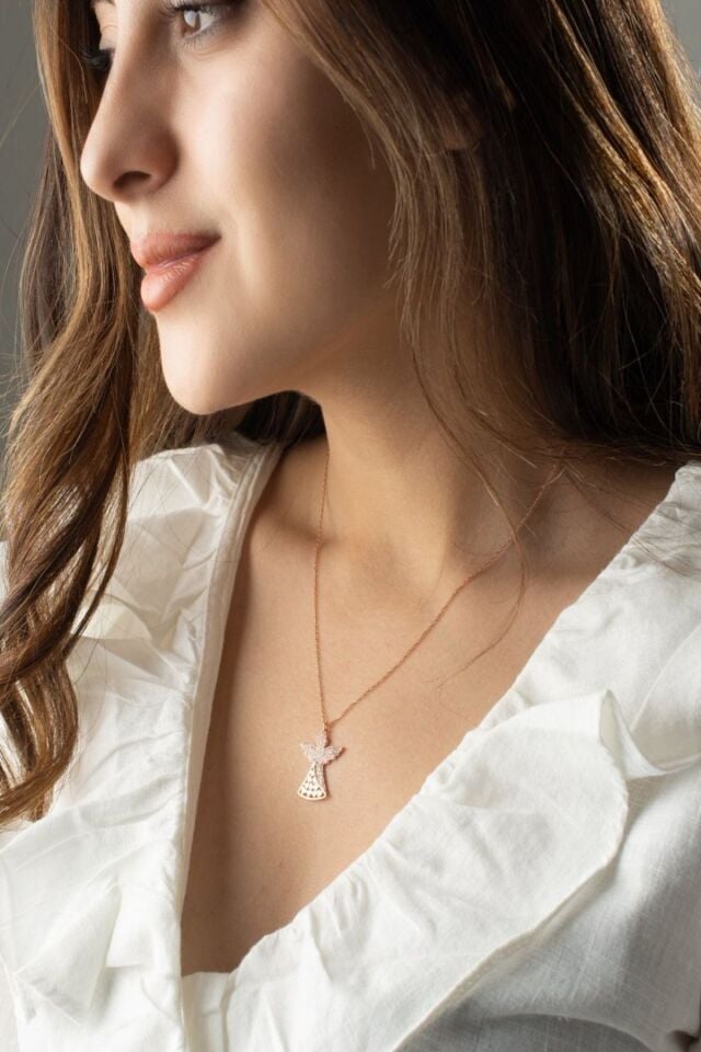 925 Ayar Kalpli Melek Kolye