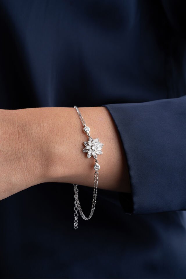925 Ayar Gümüş Beyaz Zirkon Taşlı Lotus Bileklik Silver - Tek Ebat